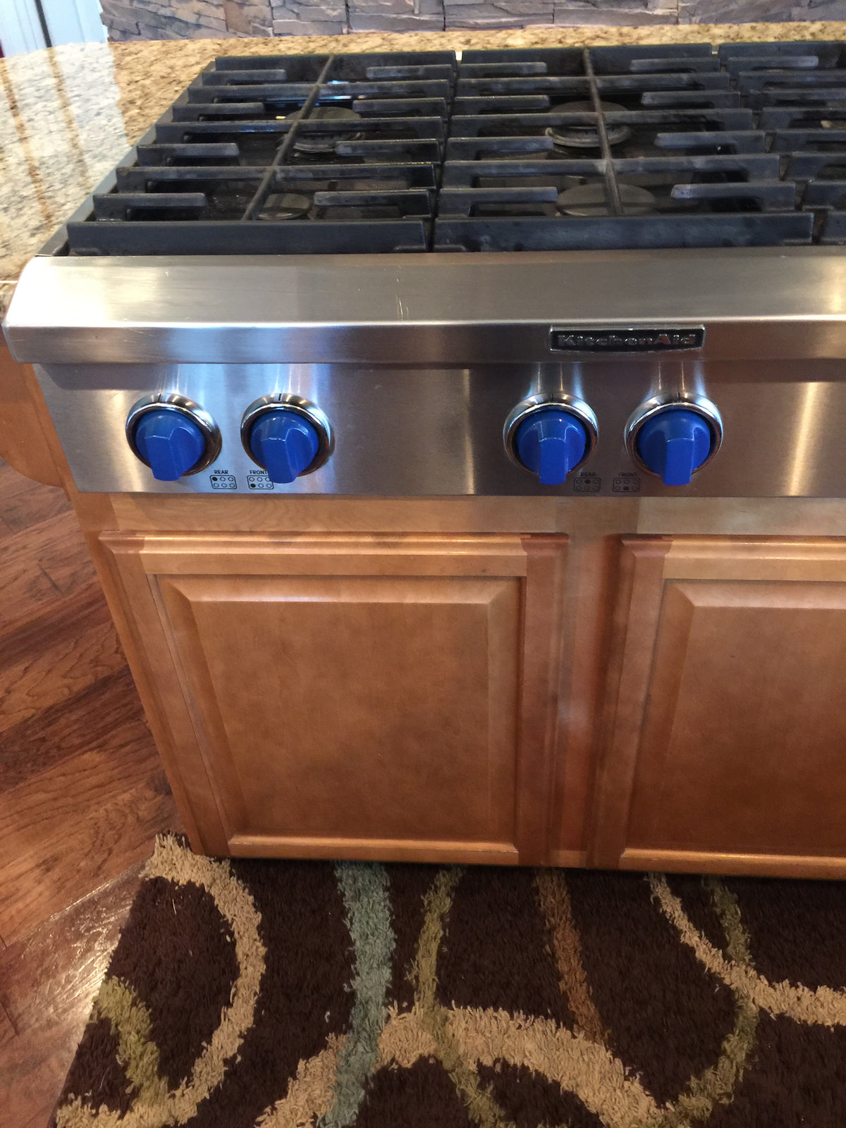 COLORFUL LUXURY STOVE, OVEN, AND GRILL KNOBS
